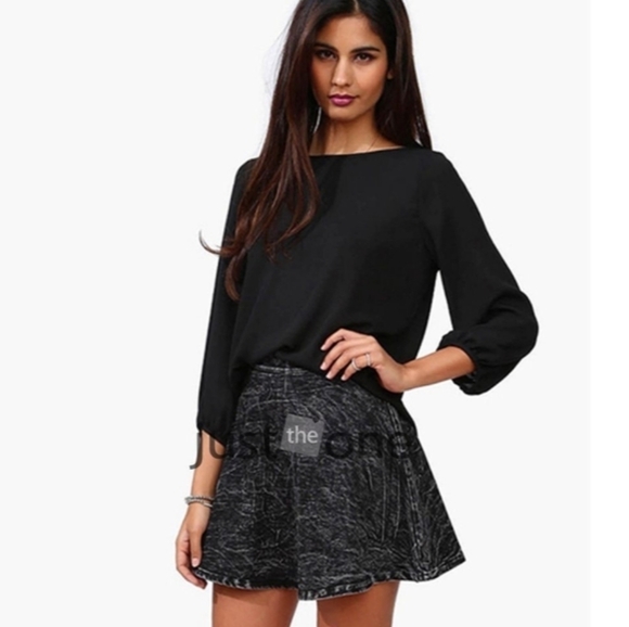 NEW CHEVRON TOP WITH LEOPARD BOW PLUS SIZE LARGE/XLARGE - Picture 3 of 10